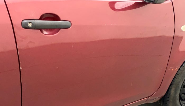 2010 Maruti Ritz VXI, Petrol, Manual, 29,768 km, Driver-side door - Minor scratches