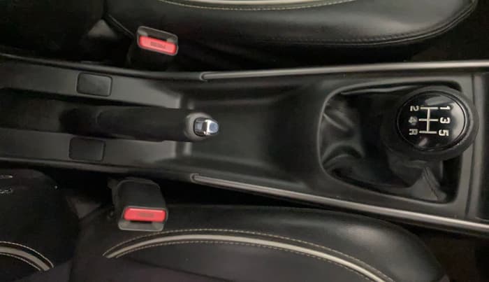 2019 Maruti Baleno ALPHA PETROL 1.2, Petrol, Manual, 96,886 km, Gear Lever