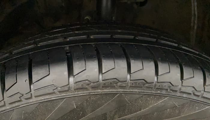 2019 Maruti Baleno ALPHA PETROL 1.2, Petrol, Manual, 96,886 km, Left Front Tyre Tread
