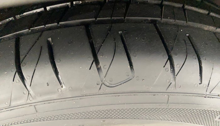 2019 Hyundai Creta SX AT 1.6 PETROL, Petrol, Automatic, 58,767 km, Left Front Tyre Tread