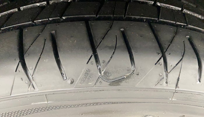 2019 Hyundai Creta SX AT 1.6 PETROL, Petrol, Automatic, 58,767 km, Right Rear Tyre Tread