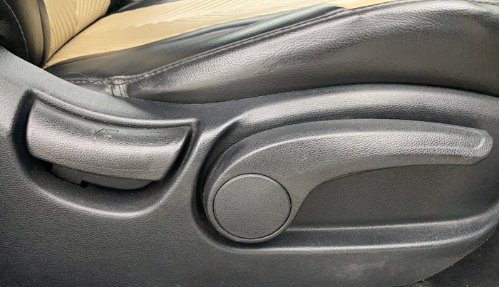 2019 Hyundai Creta SX AT 1.6 PETROL, Petrol, Automatic, 58,767 km, Driver Side Adjustment Panel