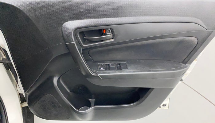 2020 Maruti Vitara Brezza VXI, Petrol, Manual, 70,777 km, Driver Side Door Panels Control