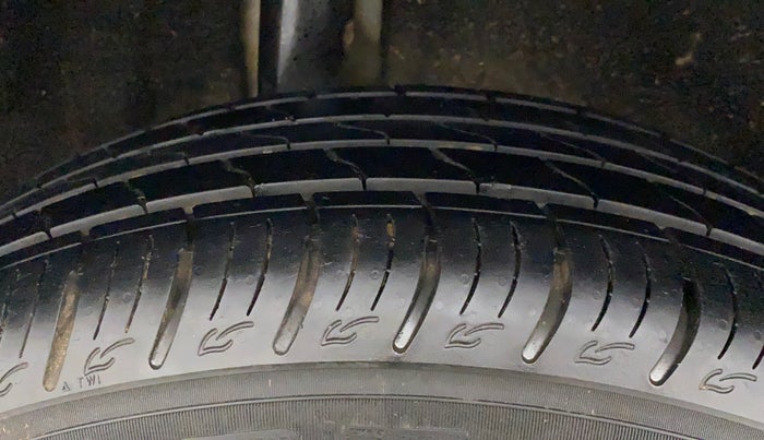 2020 Maruti Vitara Brezza VXI, Petrol, Manual, 70,777 km, Right Rear Tyre Tread