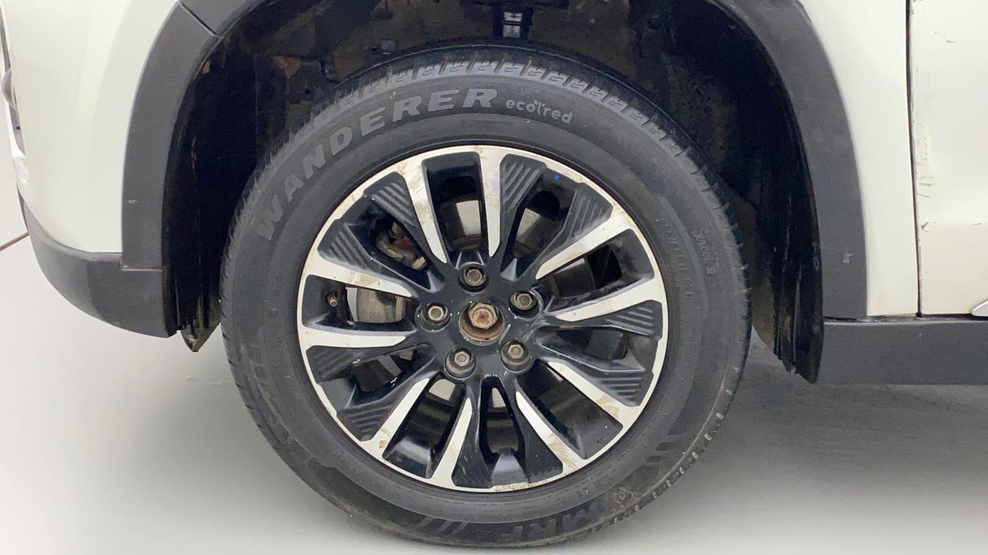 2020 Maruti Vitara Brezza VXI, Petrol, Manual, 70,777 km, Left Front Wheel