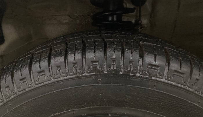 2013 Maruti Alto 800 LXI, Petrol, Manual, 7,176 km, Left Front Tyre Tread