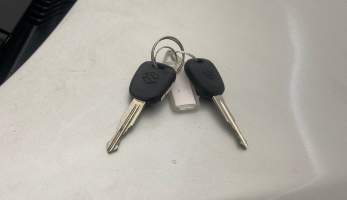 2013 Maruti Alto 800 LXI, Petrol, Manual, 7,176 km, Key Close Up