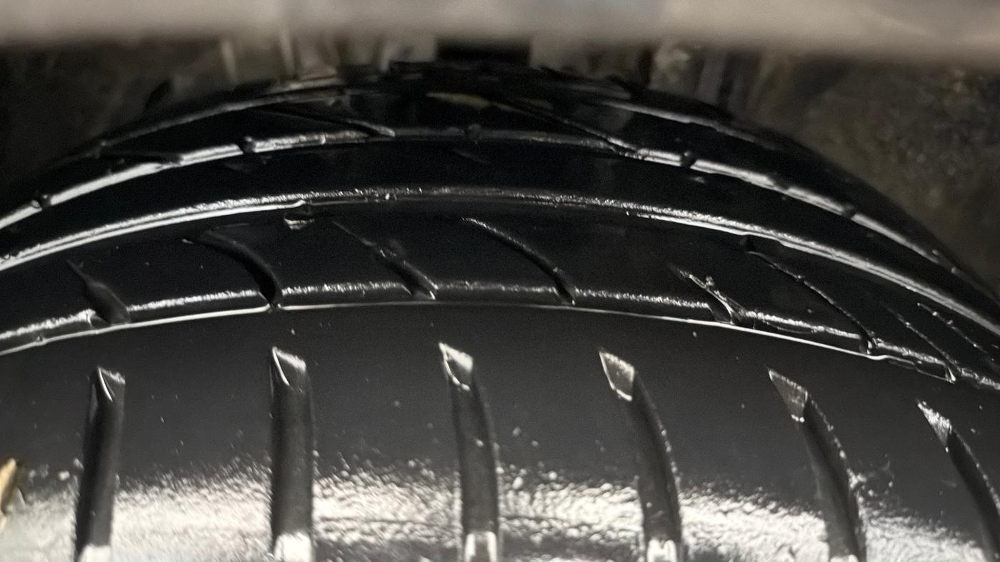 2022 Nissan MAGNITE XE, Petrol, Manual, 72,464 km, Left Front Tyre Tread