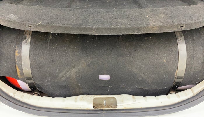 2018 Hyundai Eon MAGNA +, CNG, Manual, 59,189 km, Boot Inside