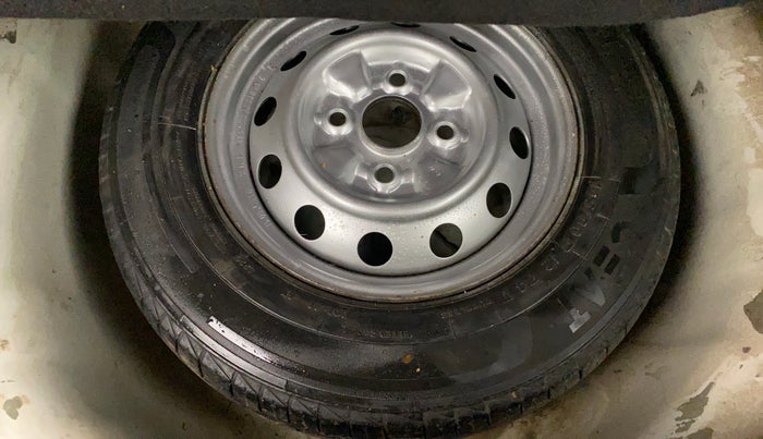 2018 Hyundai Eon MAGNA +, CNG, Manual, 59,189 km, Spare Tyre