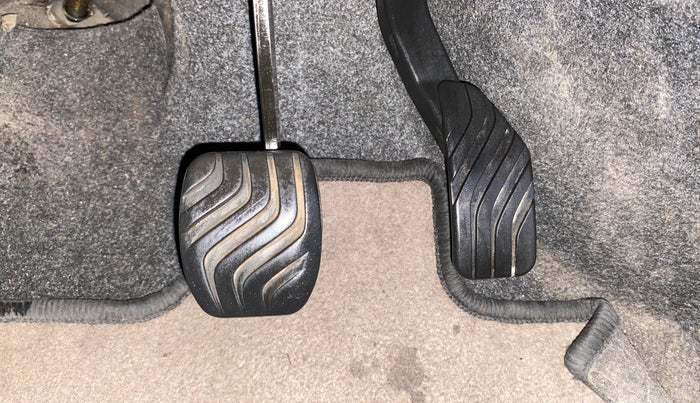 2017 Renault Kwid RXT 1.0 AMT (O), Petrol, Automatic, 66,414 km, Pedals