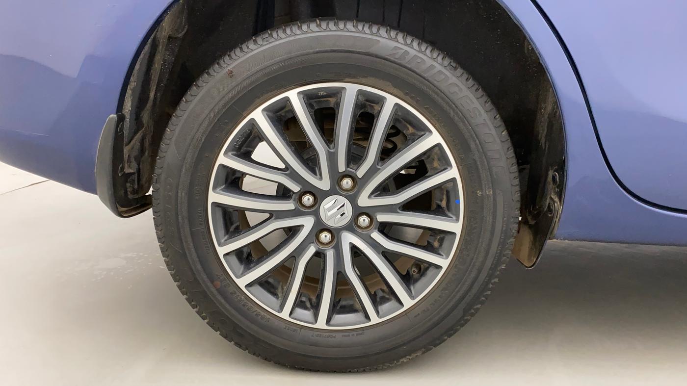 2017 Maruti Dzire ZXI PLUS, Petrol, Manual, 30,427 km, Right Rear Wheel