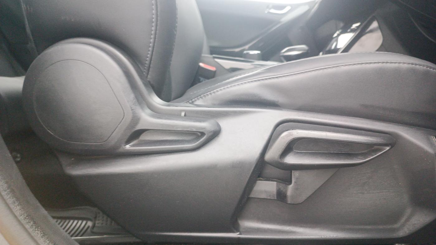 2023 Tata NEXON FEARLESS + SUNROOF AMT DUAL TONE 1.5 DIESEL, Diesel, Automatic, 95,761 km, Driver Side Adjustment Panel