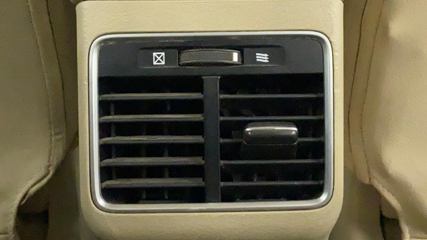 2016 Maruti Ciaz ZXI AMT, Petrol, Automatic, 96,614 km, Rear AC Vents