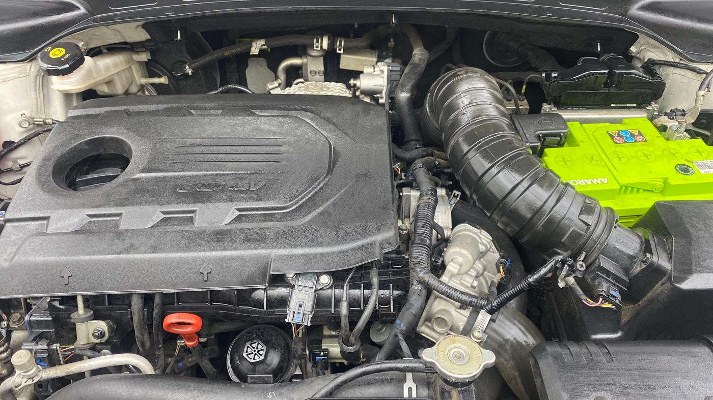 2021 Hyundai ALCAZAR PLATINUM(O) 7STR 1.5 AT, Diesel, Automatic, 49,215 km, Engine View