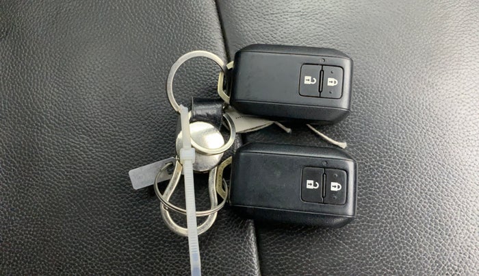 2019 Maruti XL6 ALPHA MT, Petrol, Manual, 68,590 km, Key Close Up