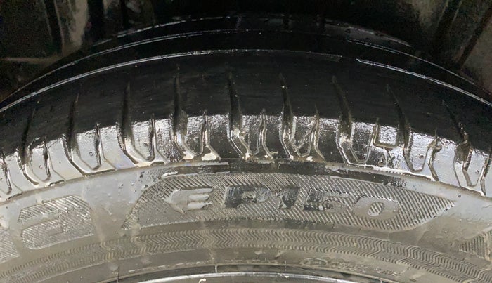 2019 Maruti XL6 ALPHA MT, Petrol, Manual, 68,590 km, Right Rear Tyre Tread