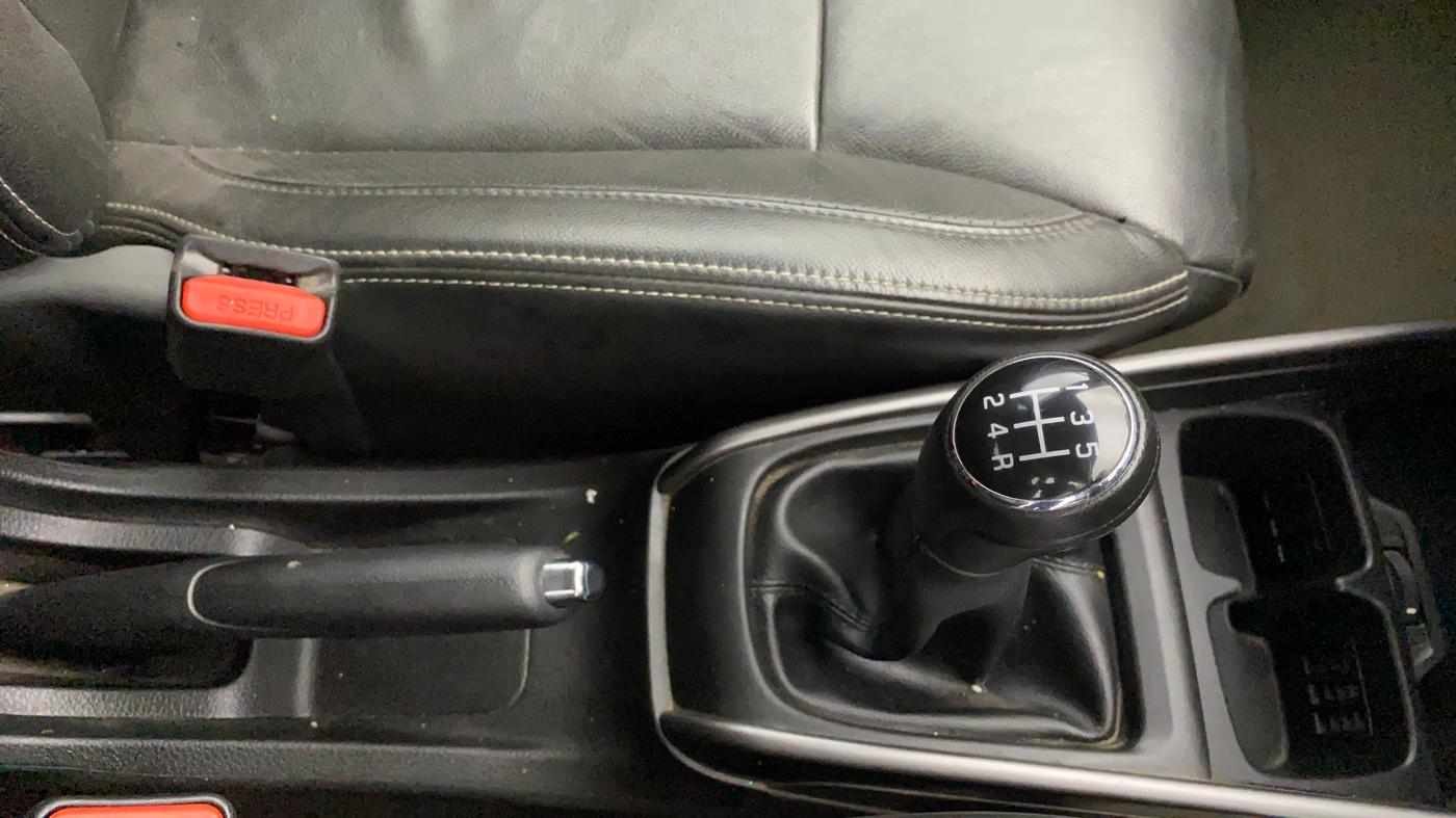 2019 Maruti XL6 ALPHA MT, Petrol, Manual, 68,665 km, Gear Lever