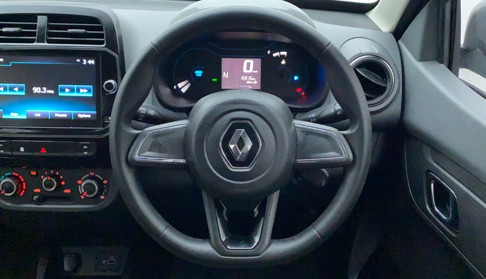 2020 Renault Kwid RXT 1.0 AMT (O), Petrol, Automatic, 16,563 km, Steering Wheel Close Up