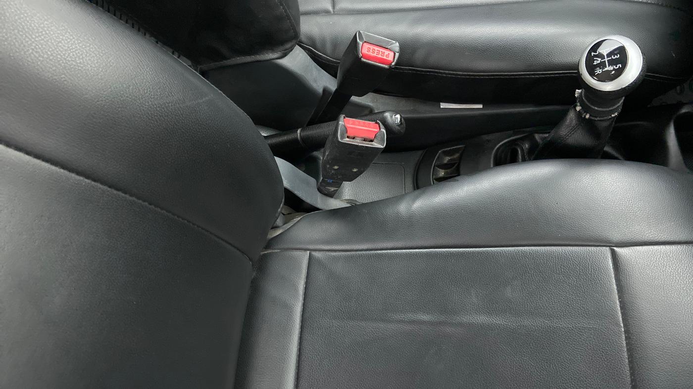 2012 Maruti Wagon R 1.0 VXI, Petrol, Manual, 1,13,543 km, Gear Lever