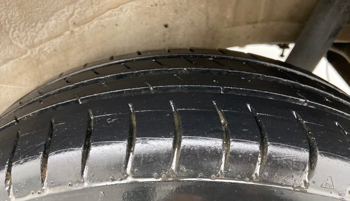 2012 Maruti Wagon R 1.0 VXI, Petrol, Manual, 1,13,543 km, Left Rear Tyre Tread