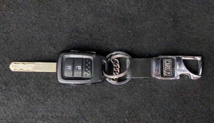 2017 Honda Jazz 1.2L I-VTEC V AT, Petrol, Automatic, 24,574 km, Key Close Up