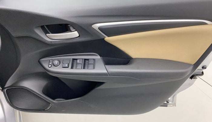 2017 Honda Jazz 1.2L I-VTEC V AT, Petrol, Automatic, 24,574 km, Driver Side Door Panels Control