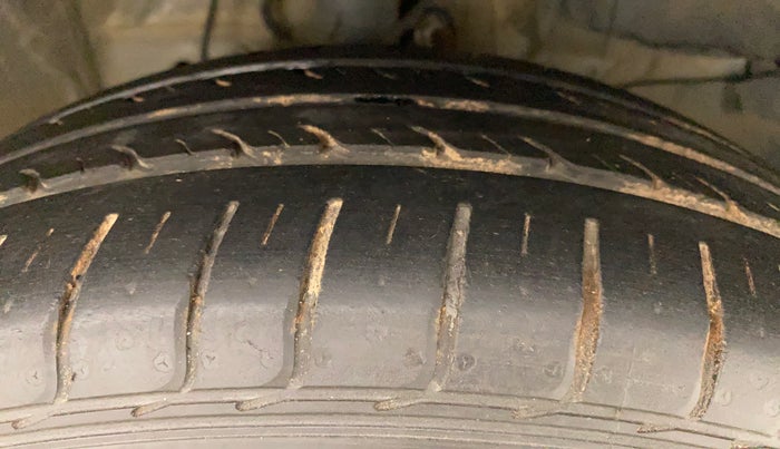 2017 Honda Jazz 1.2L I-VTEC V AT, Petrol, Automatic, 24,574 km, Right Front Tyre Tread