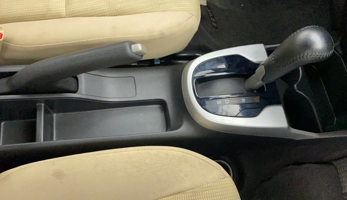 2017 Honda Jazz 1.2L I-VTEC V AT, Petrol, Automatic, 24,574 km, Gear Lever