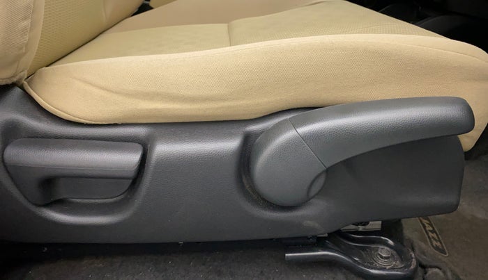 2017 Honda Jazz 1.2L I-VTEC V AT, Petrol, Automatic, 24,574 km, Driver Side Adjustment Panel