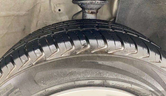 2022 Maruti New Wagon-R LXI 1.0, Petrol, Manual, 3,035 km, Right Front Tyre Tread