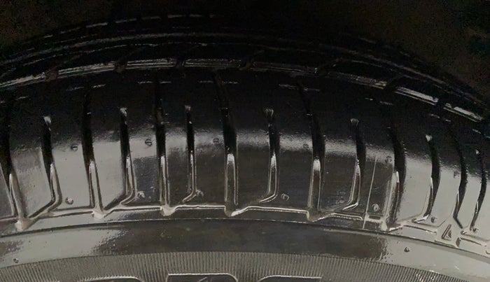 2013 Hyundai i10 MAGNA 1.1, Petrol, Manual, 80,058 km, Left Rear Tyre Tread
