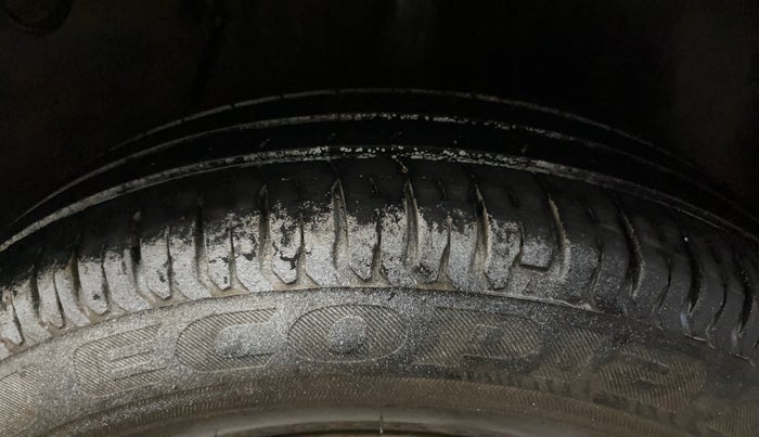 2021 Tata ALTROZ XE PETROL, Petrol, Manual, 19,605 km, Left Rear Tyre Tread