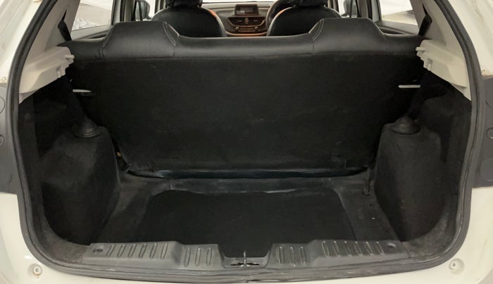 2021 Tata ALTROZ XE PETROL, Petrol, Manual, 19,605 km, Boot Inside