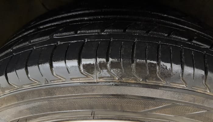 2017 Hyundai Creta E PLUS 1.6 PETROL, Petrol, Manual, 50,828 km, Left Front Tyre Tread