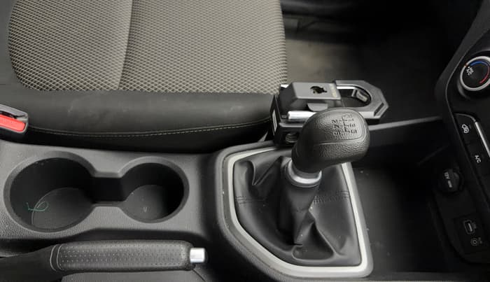 2017 Hyundai Creta E PLUS 1.6 PETROL, Petrol, Manual, 50,828 km, Gear Lever