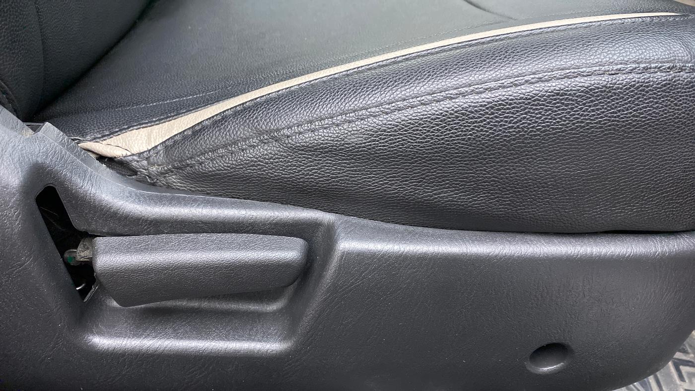 2021 Maruti Alto VXI, Petrol, Manual, 7,639 km, Driver Side Adjustment Panel