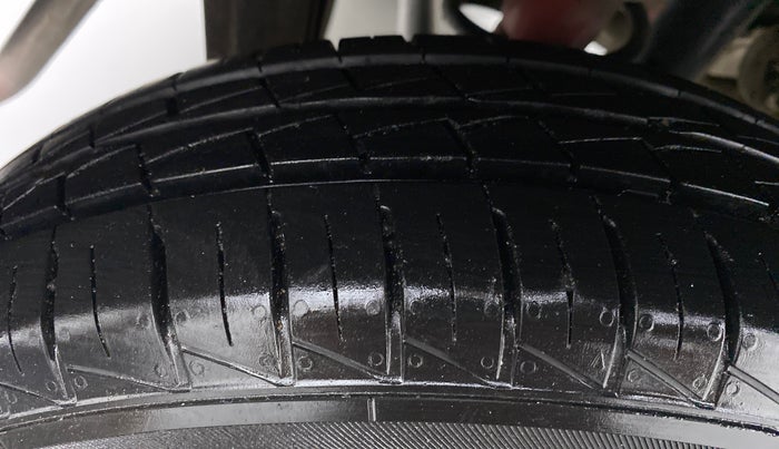 2021 Maruti Alto VXI, Petrol, Manual, 7,639 km, Right Rear Tyre Tread