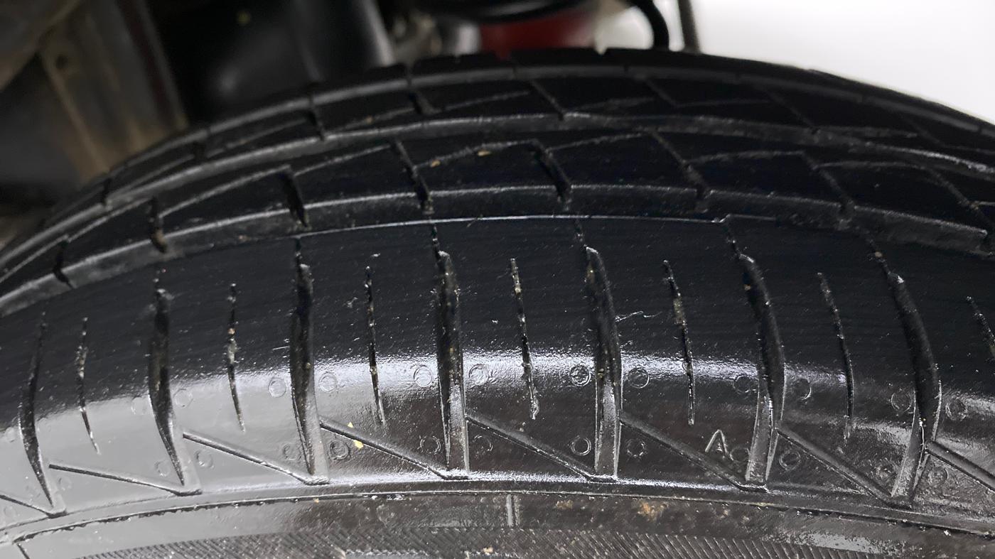 2021 Maruti Alto VXI, Petrol, Manual, 7,639 km, Left Rear Tyre Tread