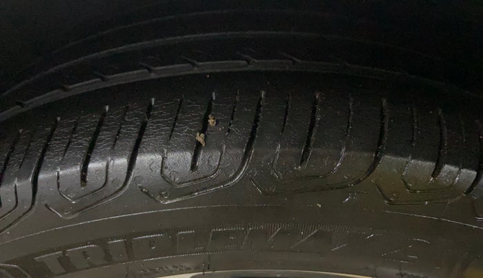 2022 Skoda SLAVIA STYLE 1.0L TSI MT, Petrol, Manual, 47,716 km, Left Front Tyre Tread