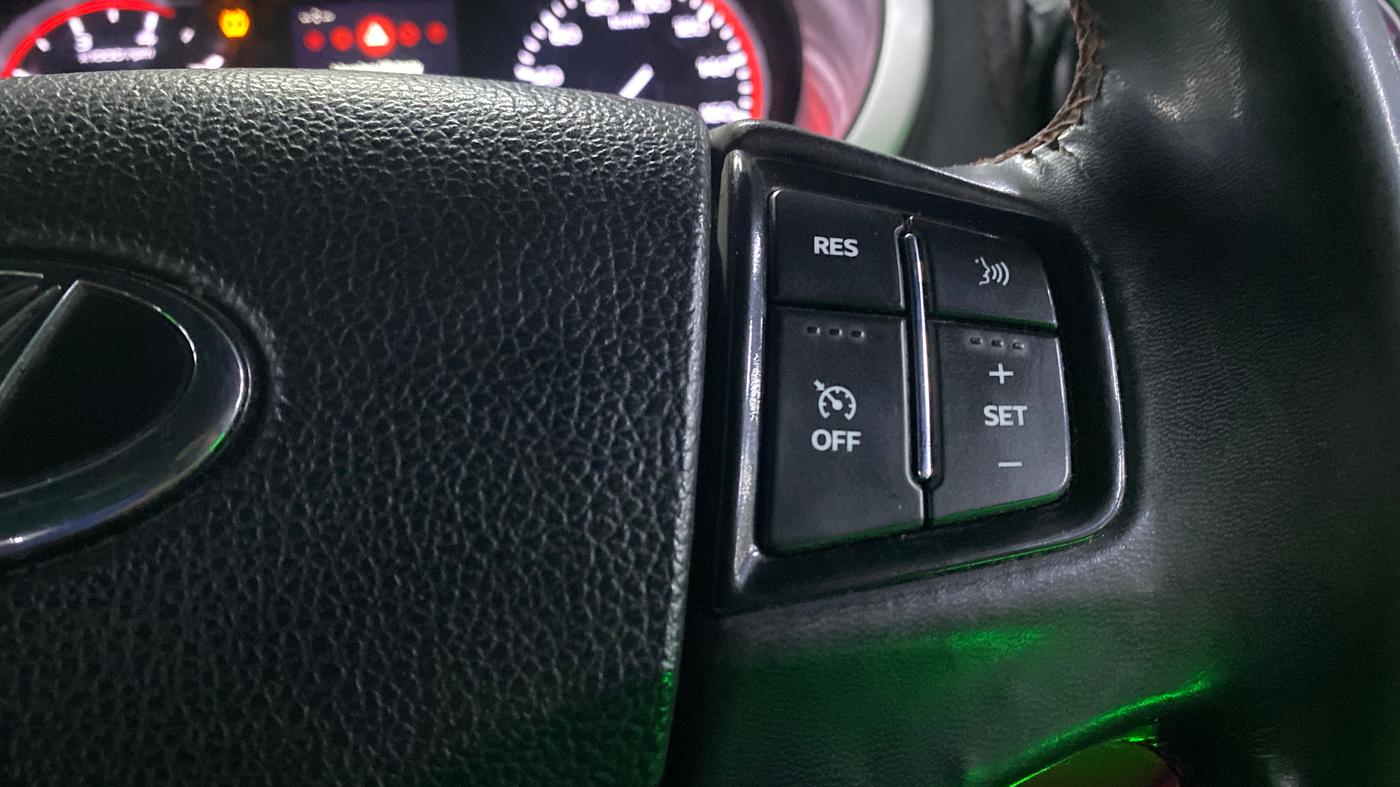 2022 Mahindra Thar LX PETROL HT 4WD AT, Petrol, Automatic, 66,474 km, Adaptive Cruise Control