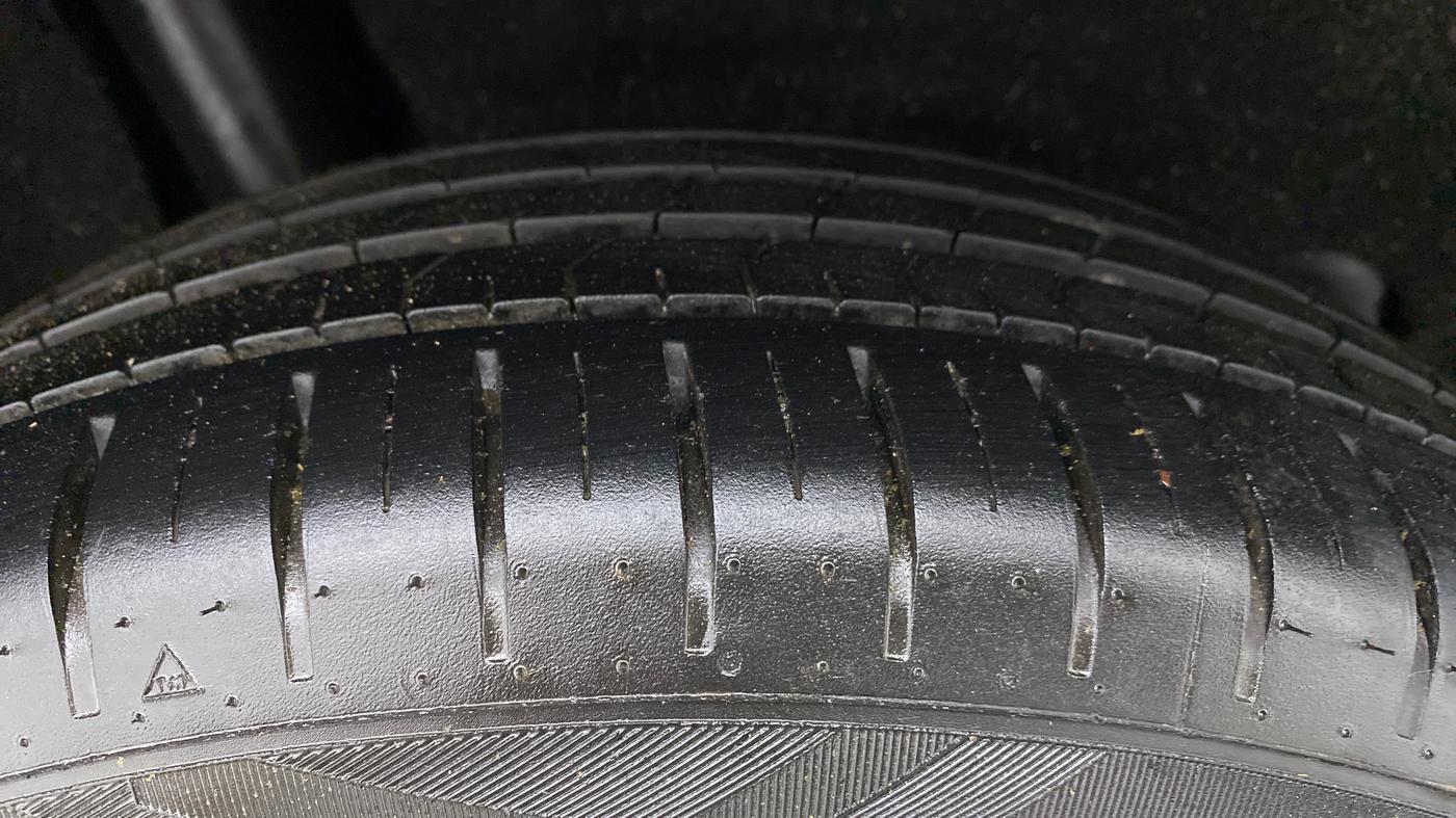 2022 Maruti Baleno ZETA PETROL 1.2, Petrol, Manual, 17,215 km, Right Rear Tyre Tread