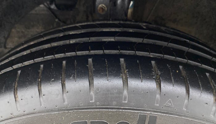 2022 Maruti Baleno ZETA PETROL 1.2, Petrol, Manual, 17,215 km, Left Front Tyre Tread