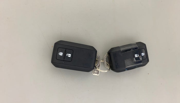 2019 Maruti Baleno ZETA PETROL 1.2, Petrol, Manual, 45,672 km, Key Close Up