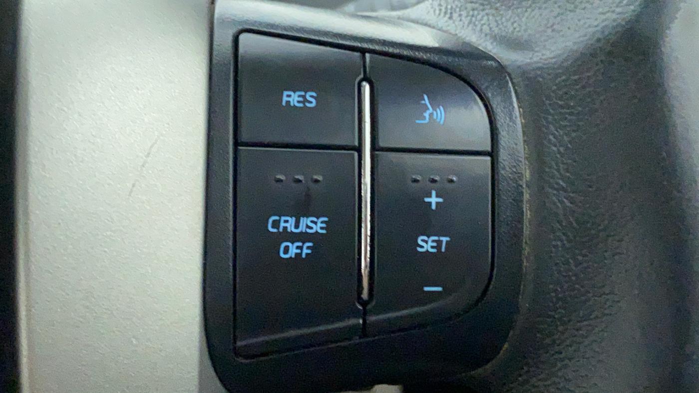 2018 Mahindra XUV500 W9, Diesel, Manual, 46,467 km, Adaptive Cruise Control