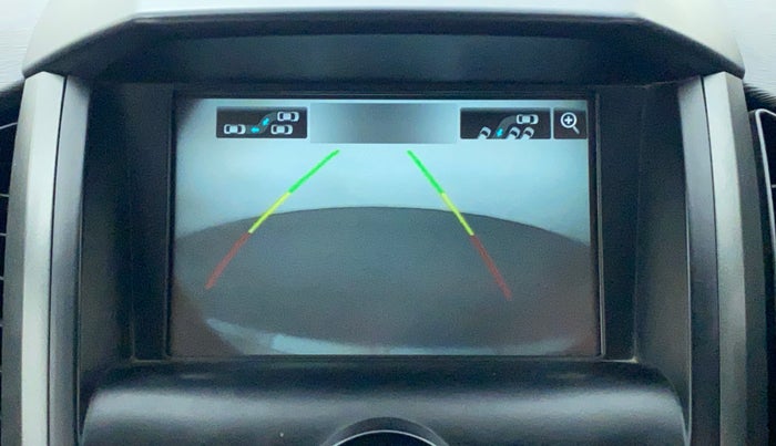 2018 Mahindra XUV500 W9, Diesel, Manual, 46,467 km, Parking Camera