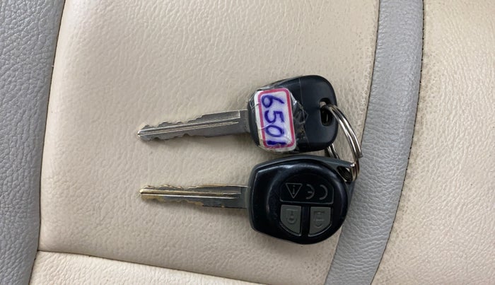 2020 Maruti S PRESSO VXI+, Petrol, Manual, 46,775 km, Key Close Up