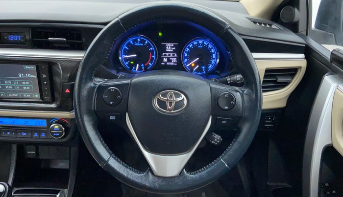 2014 Toyota Corolla Altis VL AT, Petrol, Automatic, 60,686 km, Steering Wheel Close-up