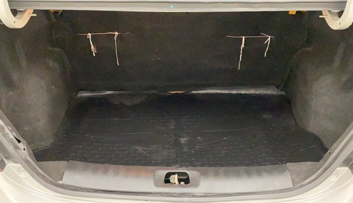 2014 Maruti Swift Dzire VDI, Diesel, Manual, 74,977 km, Boot Inside