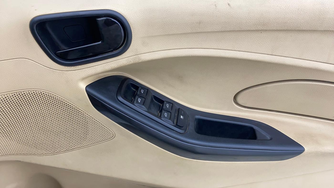 2019 Ford Figo Aspire TITANIUM1.5 DIESEL, Diesel, Manual, 1,16,244 km, Driver Side Door Panels Control